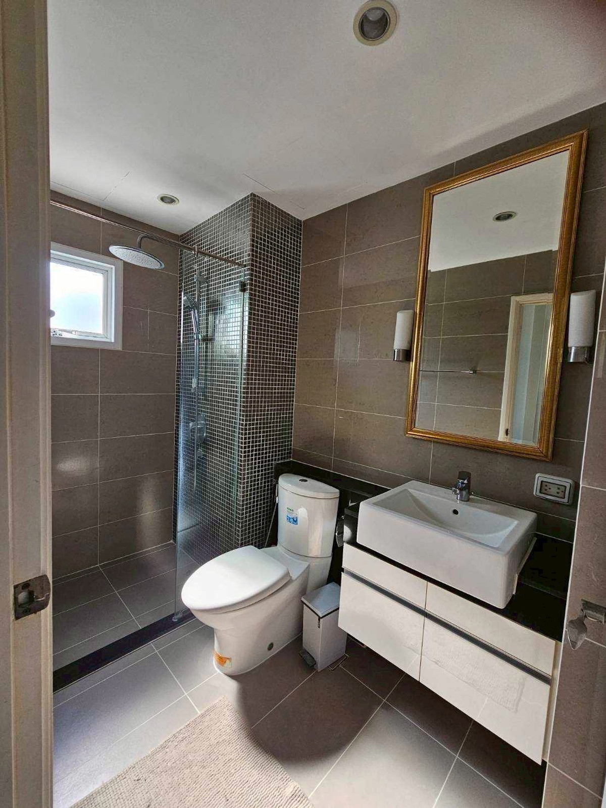 ให้เช่าคอนโดพระราม 9 เพชรบุรีตัดใหม่ RCA : ปล่อย เช่า ด่วน 3ห้องนอน 3ห้องน้ำ Supalai wellington 135ตารางเมตร (ห้องใหญ่)