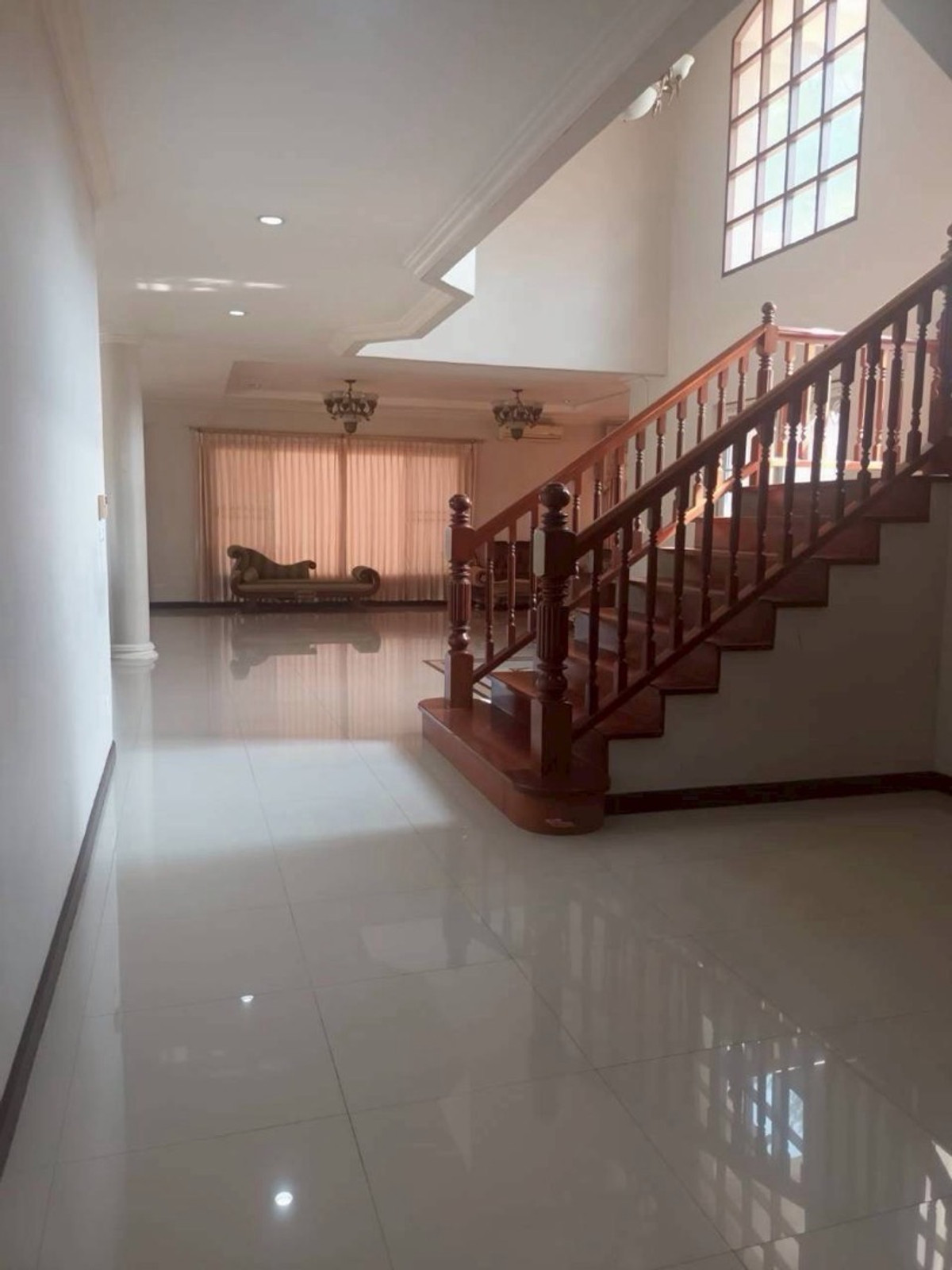 บ้านสมุทรปราการ สำโรง : เช่าและขายคฤหาสน์หลังใหญ่ติดริมน้ำ บางพลี เทพารักษ์ กม.13 ที่ดิน 2 ไร่ ใกล้สนามบินสุวรรณภูมิ