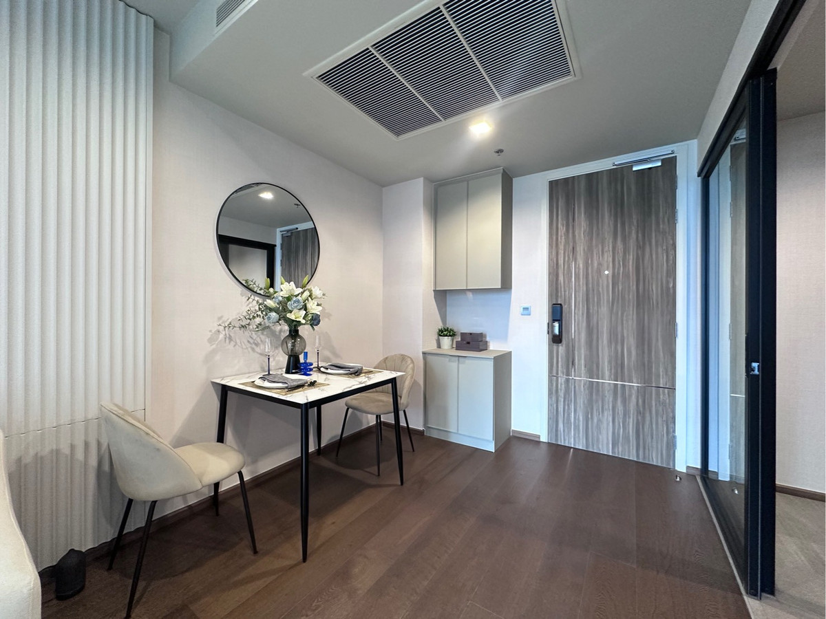 For SaleCondoSukhumvit, Asoke, Thonglor : Room for sale, project Ideo Q sukhumvit36, closing price, high floor building, negotiable if ready to decide.