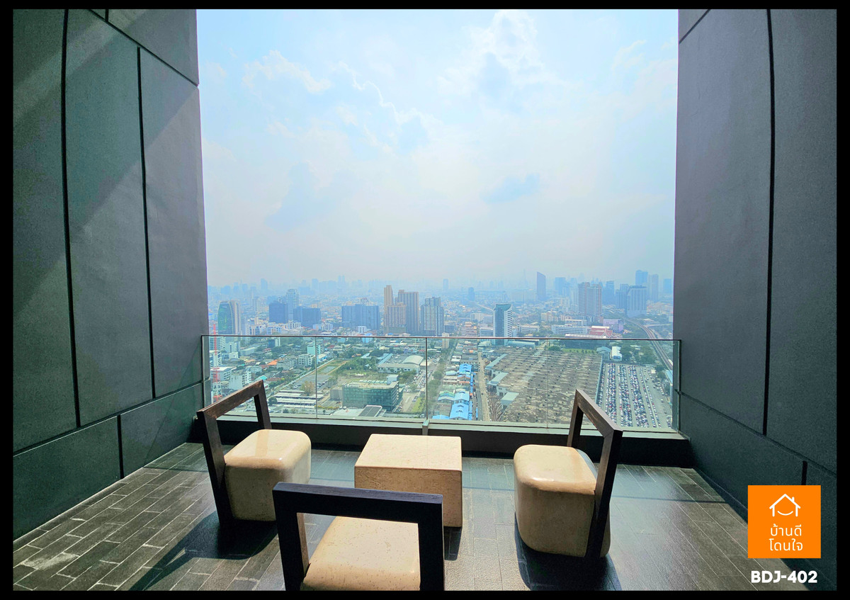 For SaleCondoSapankwai,Jatujak : Special discount on The Line Chatuchak-Mo Chit (33.59 sq m.), near Lat Phrao intersection, 5 minutes, next to BTS and MRT.