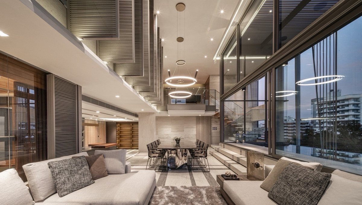 ขายคอนโดสุขุมวิท อโศก ทองหล่อ : ขายพร้อมผู้เช่า ถึง พฤศจิกายน 2569 เพนท์เฮาส์ดูเพล็กซ์ พร้อมสระว่ายน้ำส่วนตัว ย่านพร้อมพงษ์
