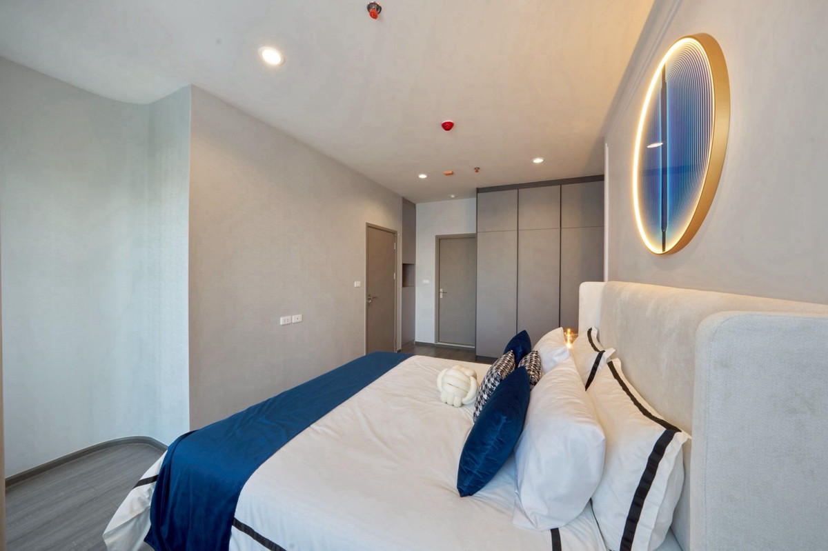 For SaleCondoKhlongtoei, Kluaynamthai : Ideo Sukhumvit Rama 4, new rooms sold directly from the project. There are many rooms to choose from. You can talk to each other at the back of the house.