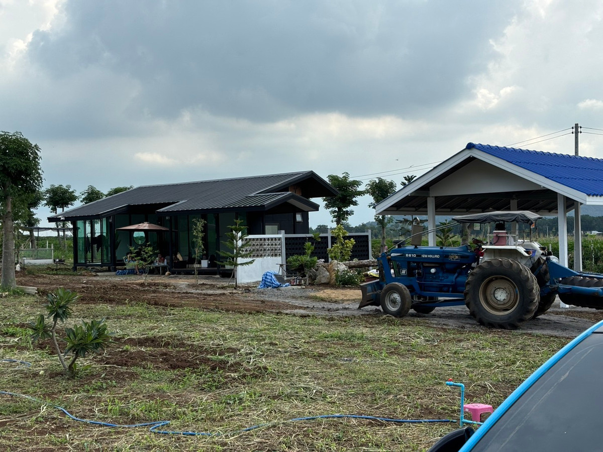 For SaleLandNakhon Sawan : Land for sale 11 rai 3 ngan 71 sq m, Nong Phikun Subdistrict, Tak Fa District, Nakhon Sawan Province. Mountain view, good weather