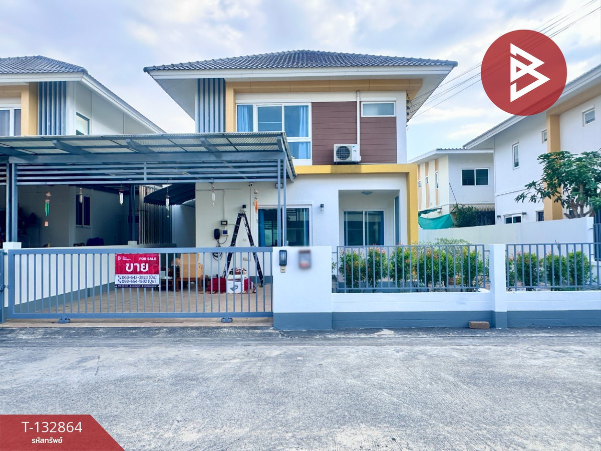 For SalePattaya, Bangsaen, Chonburi : Semi-detached house for sale, Pano Village, Laem Chabang, Chonburi.