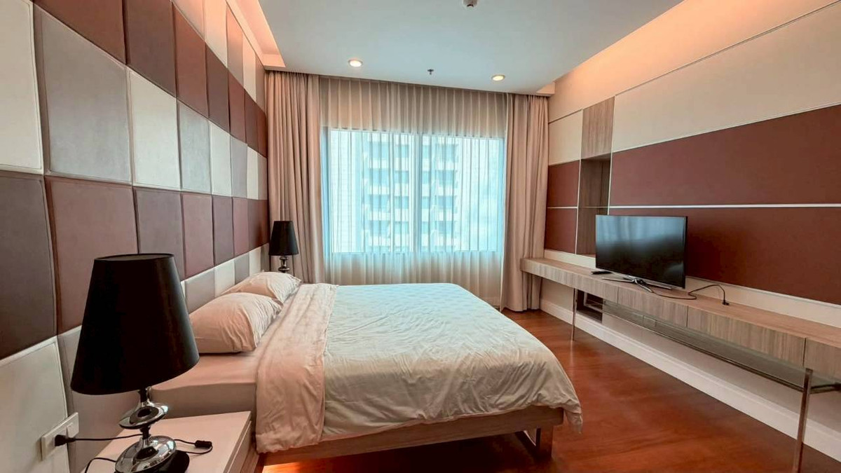 ให้เช่าคอนโดสุขุมวิท อโศก ทองหล่อ : ✅ BRG110 ✅ Line : @p2nproperty