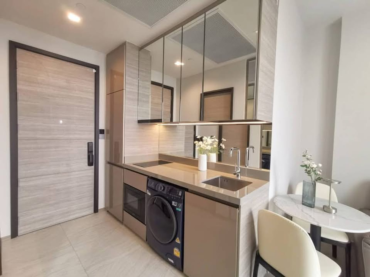 For RentCondoLadprao, Central Ladprao : 🌟The Crest Park Residences, Lat Phrao Intersection, new room, fully furnished. Ready to move in. New room with