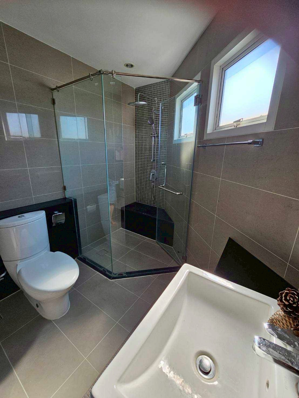 ให้เช่าคอนโดพระราม 9 เพชรบุรีตัดใหม่ RCA : ปล่อย เช่า ด่วน 3ห้องนอน 3ห้องน้ำ Supalai wellington 135ตารางเมตร (ห้องใหญ่)