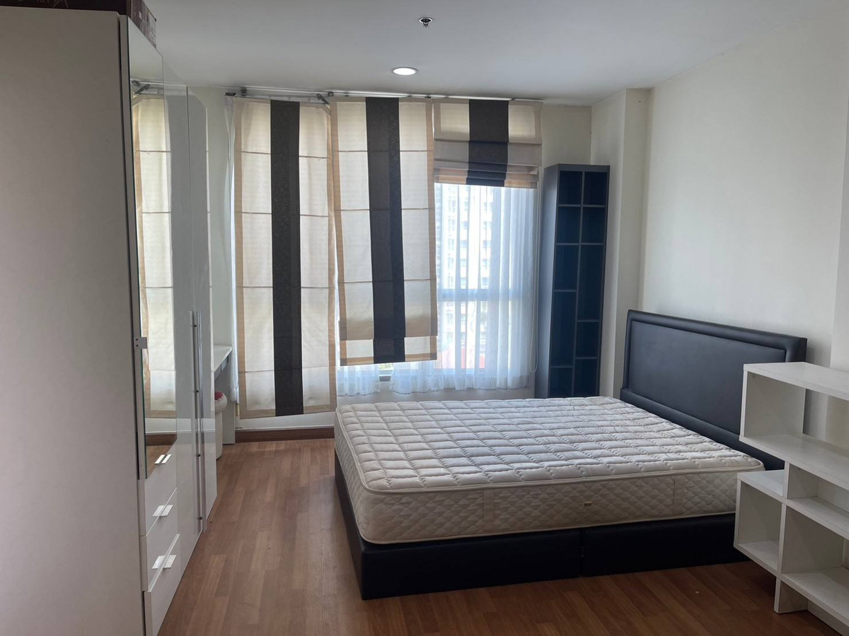 For SaleCondoChokchai 4, Ladprao 71, Ladprao 48, : (Code S5357) Condo for sale Life @ratchada: Life @ Ratchada near MRT Lat Phrao.