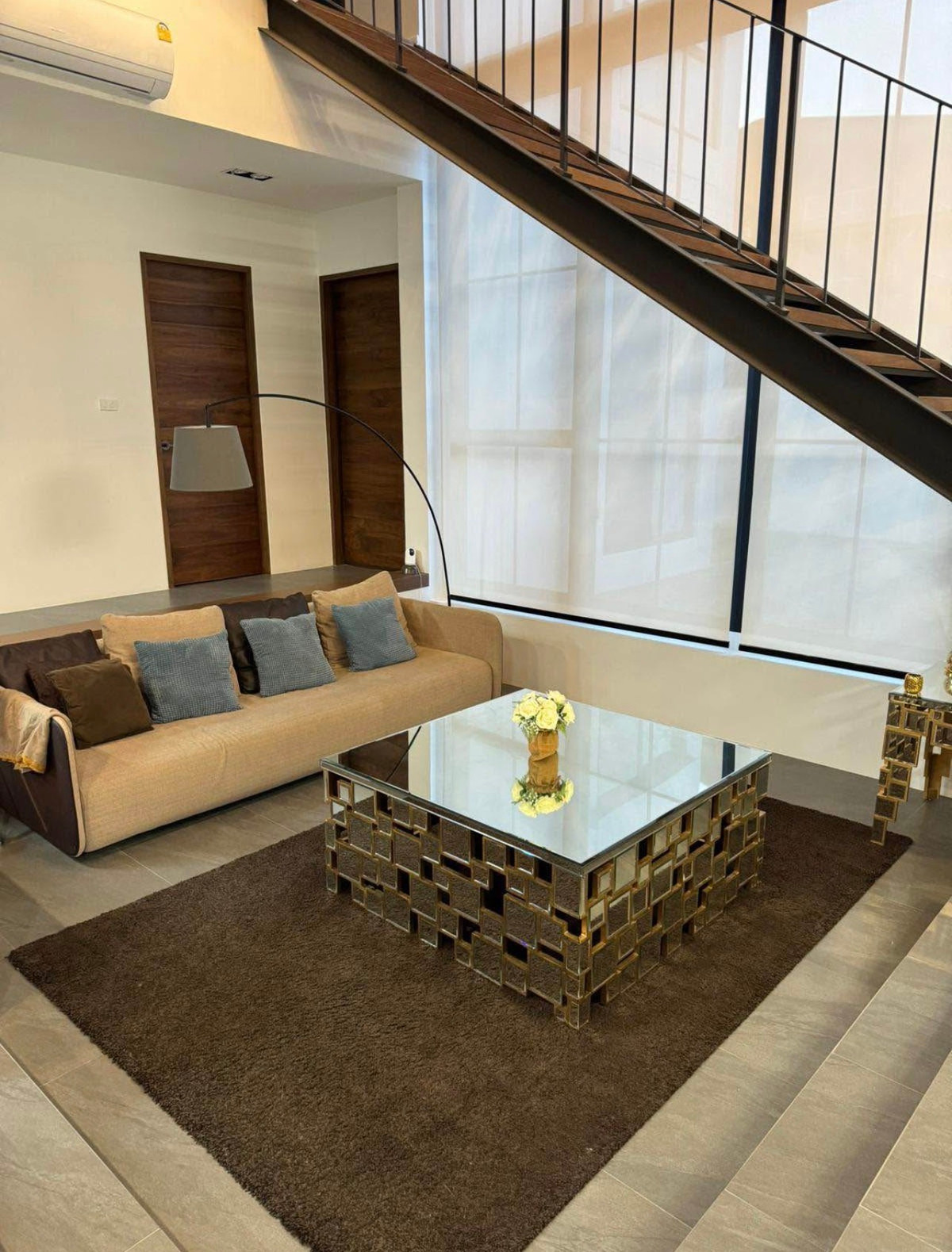 ขายบ้านวงเวียนใหญ่ เจริญนคร : 🏡บ้านเดี่ยวสร้างเอง ดีไซน์พิเศษ ให้ความรู้สึกราวกับหลุดออกมาจากหนัง