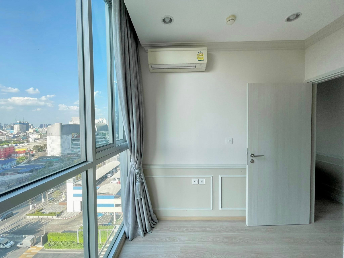 For SaleCondoRatchadapisek, Huaikwang, Suttisan : Noble Revolve Ratchada 2 / 2 Bedrooms (FOR SALE), Noble Revolve Ratchada 2 / 2 Bedrooms (For Sale) TARN240