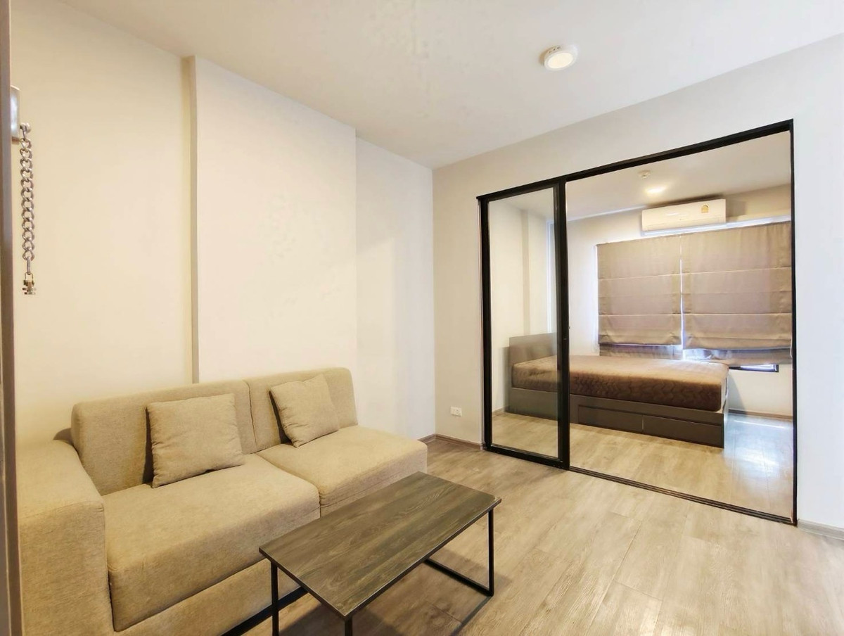 For SaleCondoRama9, Petchburi, RCA : 👑✨ Condo ready to move in, high floor, Rama 9 location, beautiful room, looks expensive, finished in one room 🏆🚀
🏡 Condo for sale Supalai Monte Rama 9
✨ Beautifully decorated room, ready to move in, no need to renovate 💸 Price 2.75 million baht