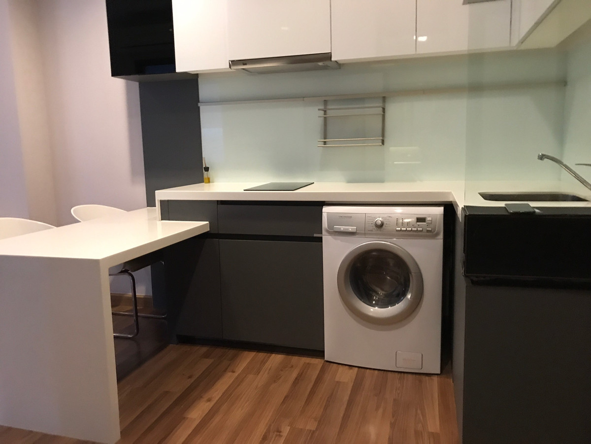 ให้เช่าคอนโดรัชดา ห้วยขวาง : คอนโด ให้เช่า IVY Ampio 44 ตรม. 1 นอน 1 น้ำ เฟอร์ครบ พร้อมอยู่ 28,000บาท/month  Condo for RENT Ivy Ampio 1bed 1 bath 44 Sq,m fully finished ready to move in 28,000 Baht / month  ห้องกว้างมาก 44 ตรม. 1 นอน 1 น้ำ เฟอร์ครบ พร้อมอยู่    Location : Ratchadaphi