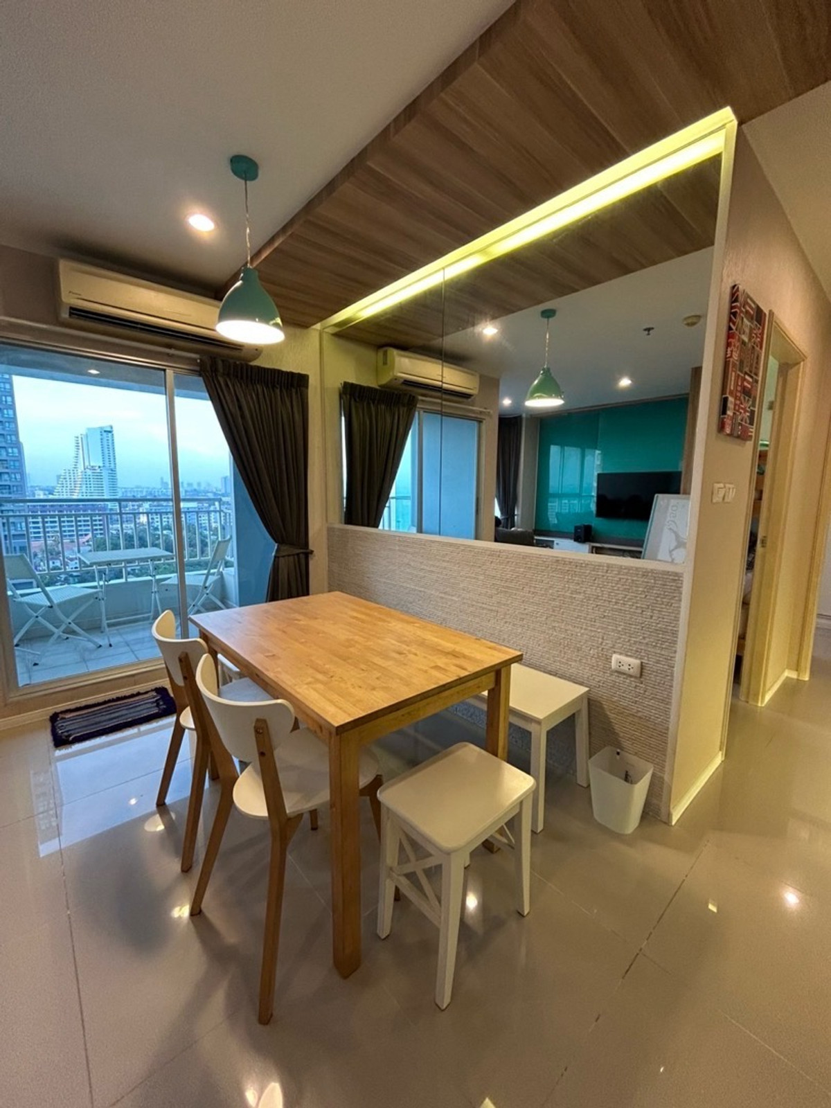 ให้เช่าคอนโดพัทยา บางแสน ชลบุรี สัตหีบ : Sea View LPN Park Beach Jomtien for rent 25,000 per month 