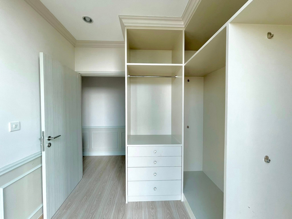 For SaleCondoRatchadapisek, Huaikwang, Suttisan : Noble Revolve Ratchada 2 / 2 Bedrooms (FOR SALE), Noble Revolve Ratchada 2 / 2 Bedrooms (For Sale) TARN240