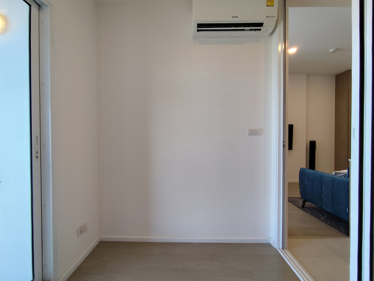 For RentCondoPinklao, Charansanitwong : *FOR RENT* De LAPIS Charan 81, near MRT Bang Phlat 30 m.