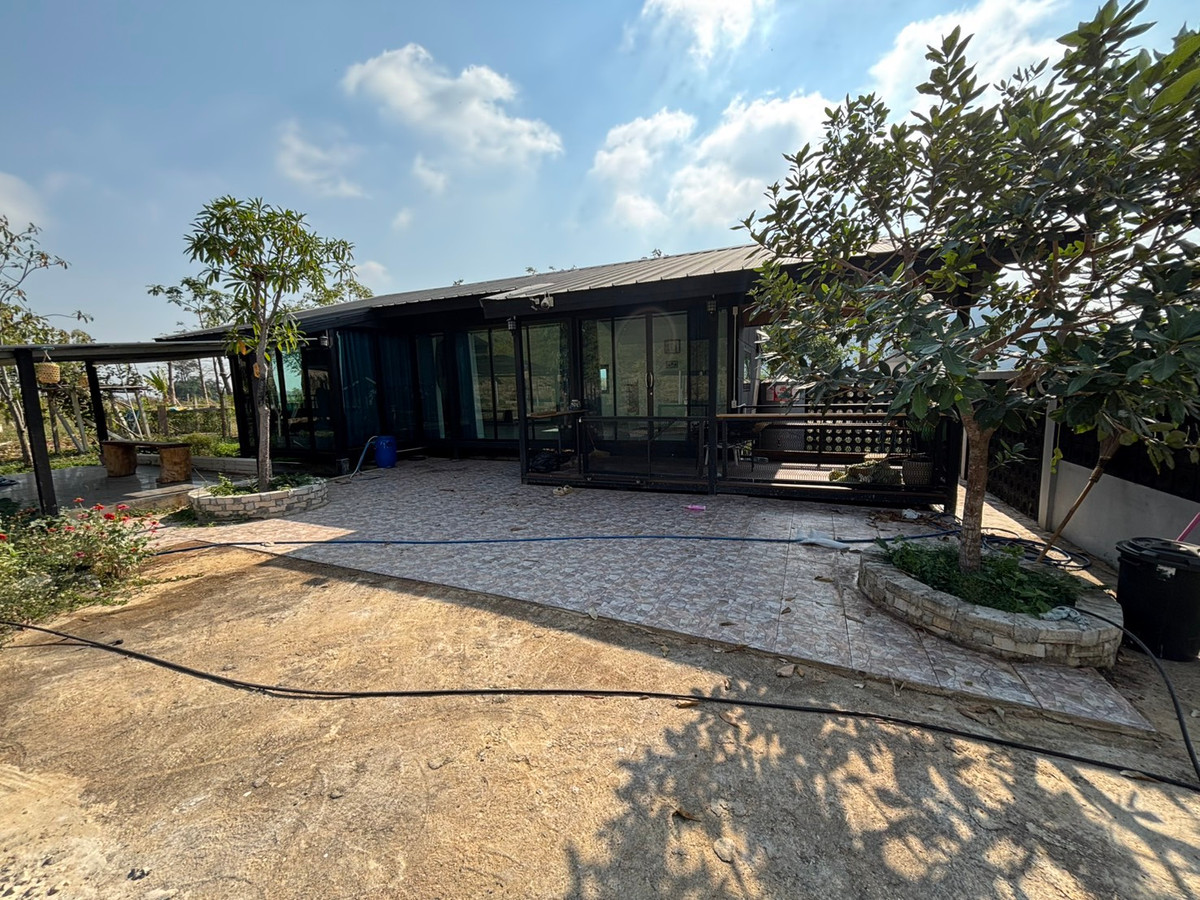 For SaleLandNakhon Sawan : Land for sale 11 rai 3 ngan 71 sq m, Nong Phikun Subdistrict, Tak Fa District, Nakhon Sawan Province. Mountain view, good weather