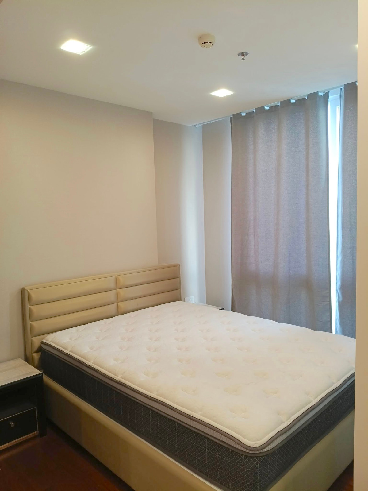 ขายคอนโดสมุทรปราการ สำโรง : ราคาดีที่สุดในโครงการ คุ้มค่าสำหรับครอบครอง คอนโดเมโทรโพลิส The Metropolis Samrong