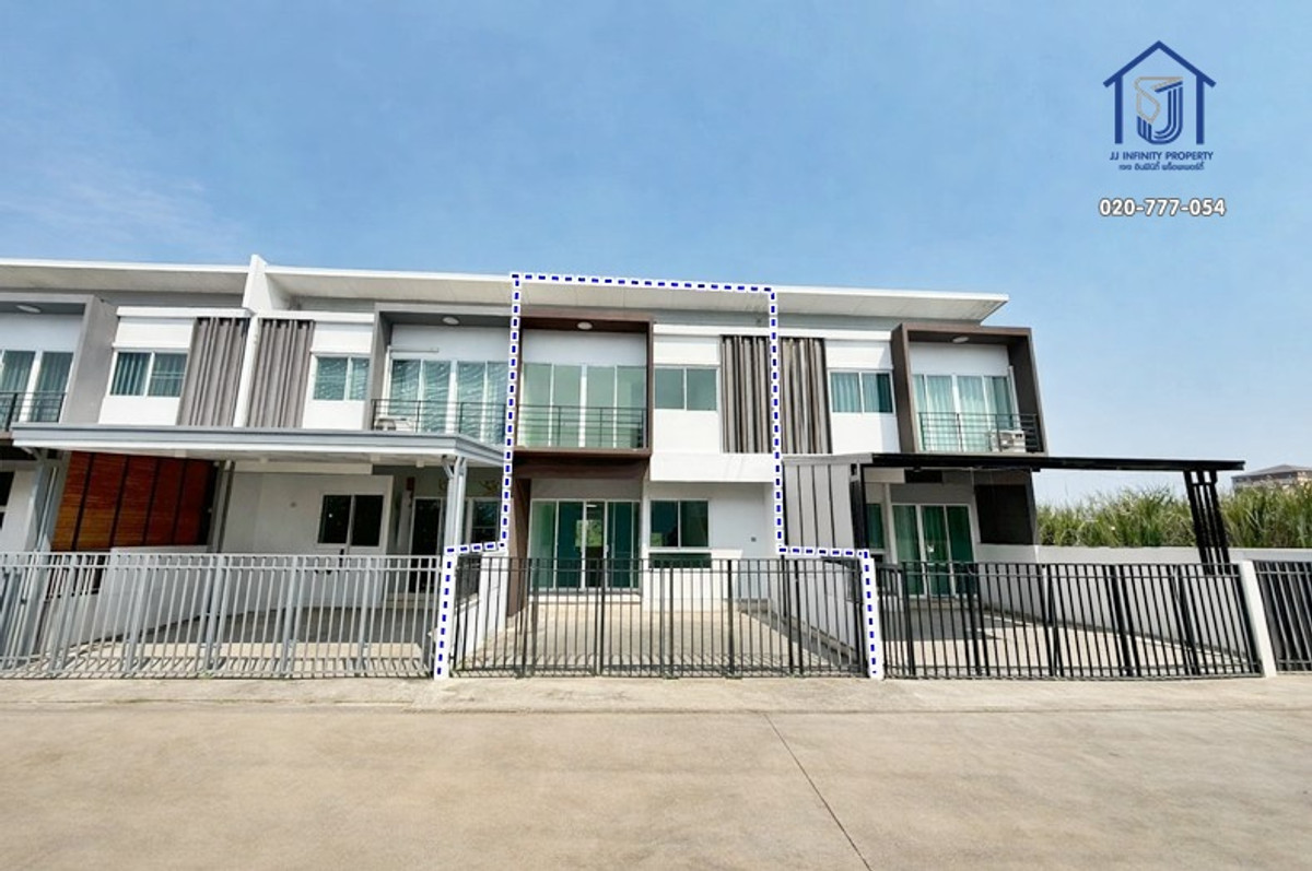 ขายทาวน์โฮมอยุธยา : ขายทาวน์เฮ้าส์ 2 ชั้น หมู่บ้านดีคิวบ์ นวนคร ทางคู่ขนานถนนพหลโยธิน ใกล้นิคมอุตสาหกรรมนวนคร