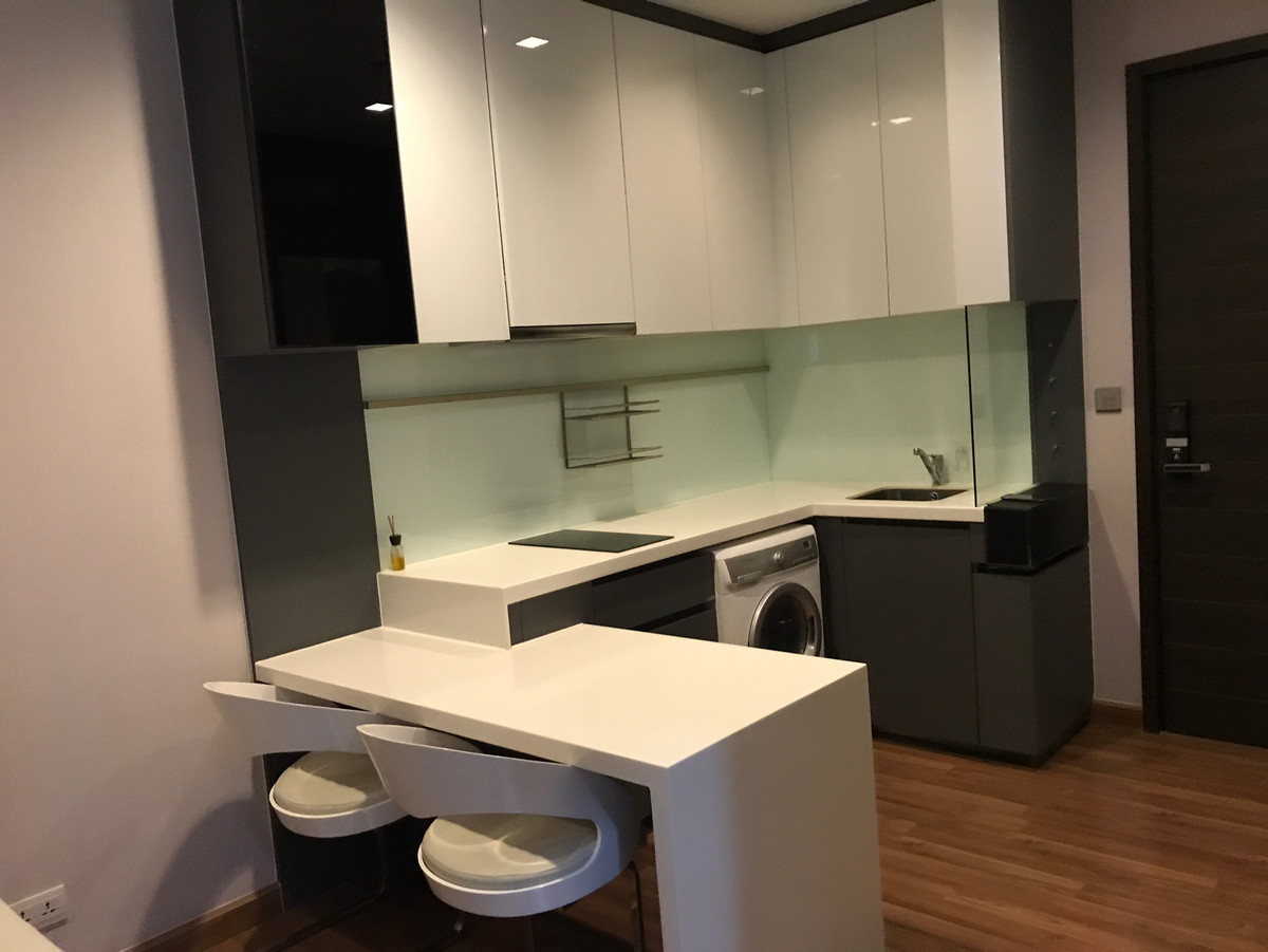 ให้เช่าคอนโดรัชดา ห้วยขวาง : คอนโด ให้เช่า IVY Ampio 44 ตรม. 1 นอน 1 น้ำ เฟอร์ครบ พร้อมอยู่ 28,000บาท/month  Condo for RENT Ivy Ampio 1bed 1 bath 44 Sq,m fully finished ready to move in 28,000 Baht / month  ห้องกว้างมาก 44 ตรม. 1 นอน 1 น้ำ เฟอร์ครบ พร้อมอยู่    Location : Ratchadaphi