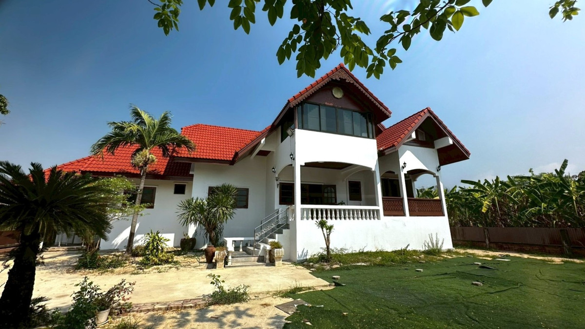 For SaleHousePinklao, Charansanitwong : ✨ Single house for sale On a large land area of ​​185 sq m, Soi Bang Ramat 15 (Prasit Phatthana)