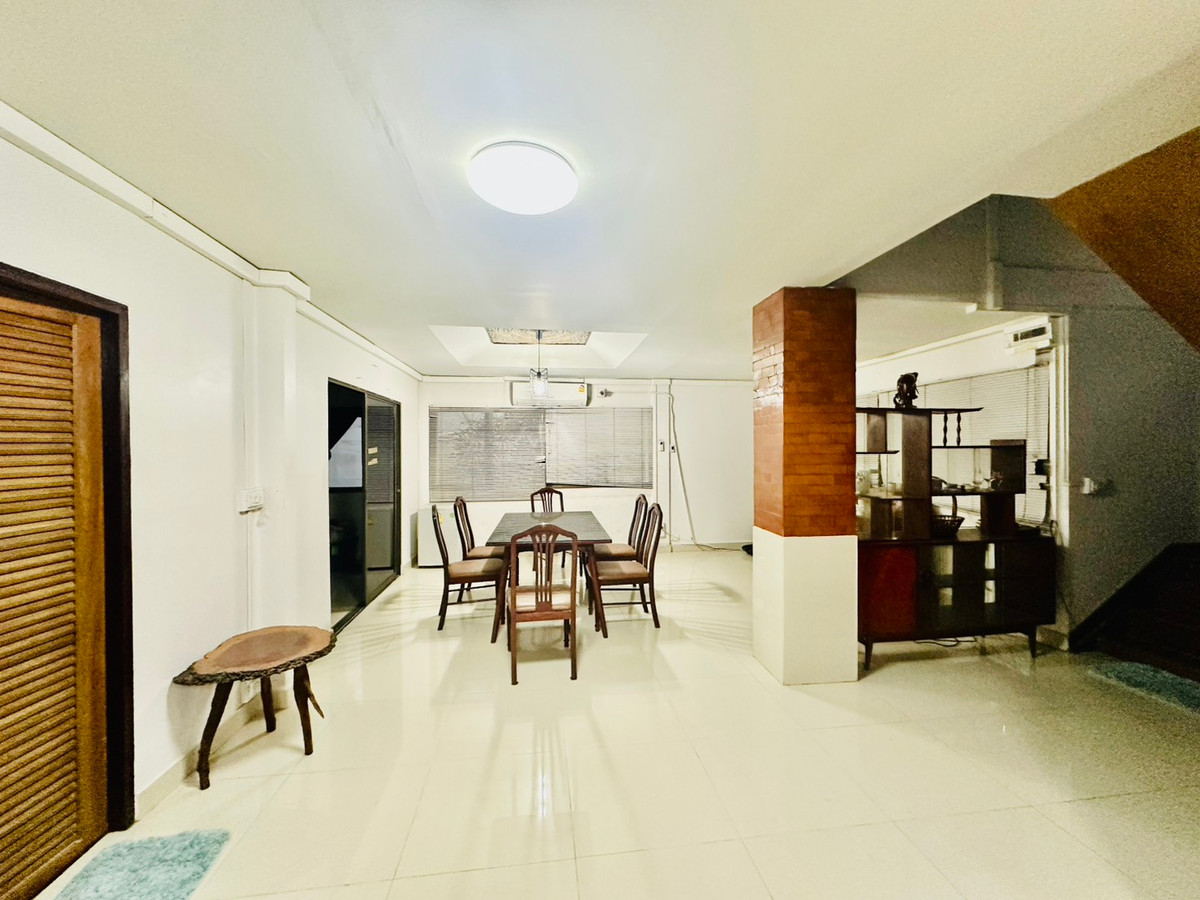 For SaleHousePathum Thani,Rangsit, Thammasat : Single house for sale, Garden Home Village, near Save Wanko Market, K.P.O. intersection, only 7 minutes.