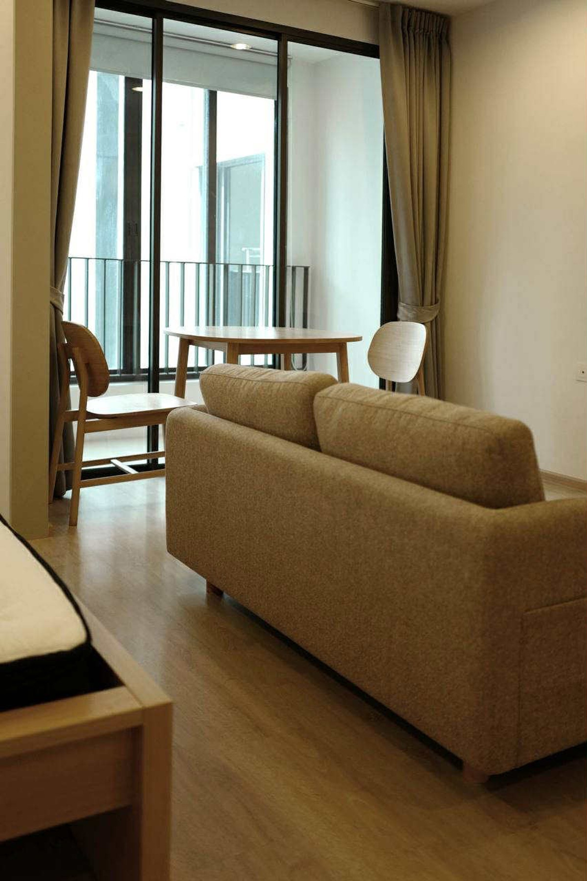 For SaleCondoRatchathewi,Phayathai : Ideo Q Ratchathewi【𝐒𝐄𝐋𝐋 & 𝐑𝐄𝐍𝐓】🔥A bright, airy, and energetic room that makes you feel more active in life!🔥 Contact Line ID: @hacondo