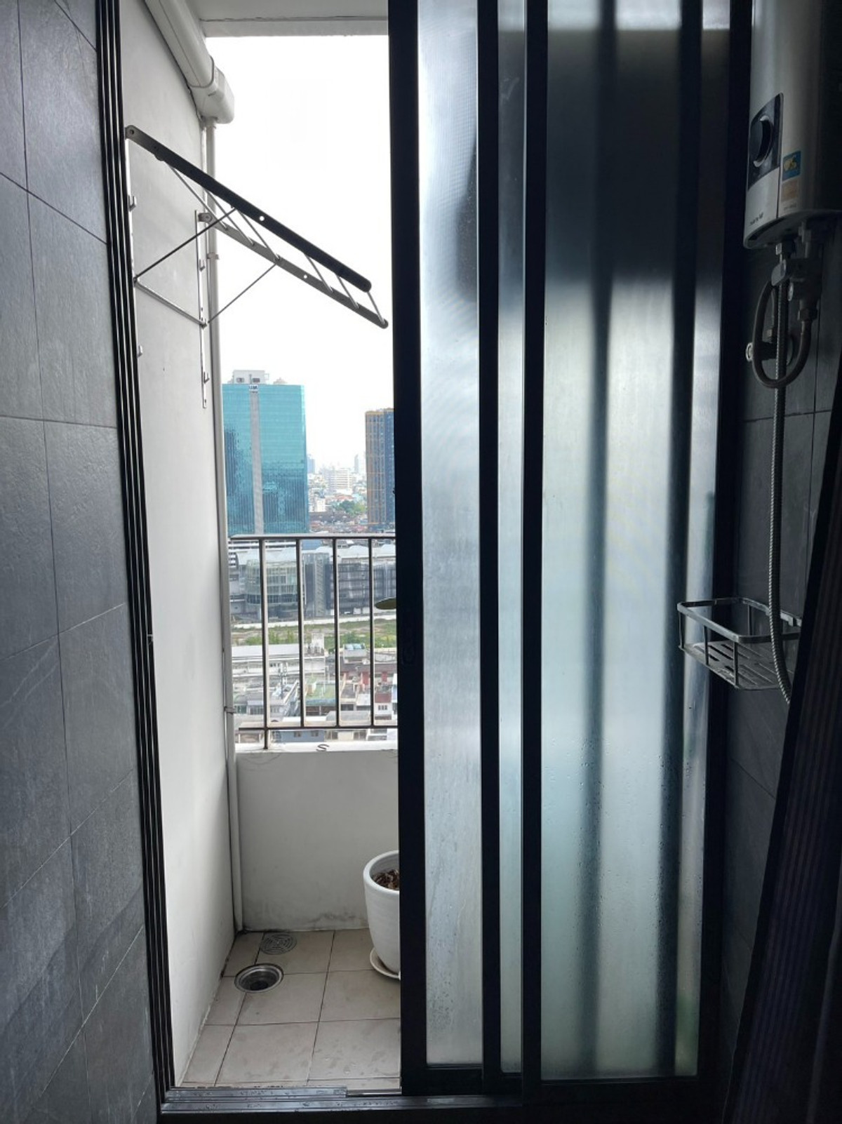 For SaleCondoRamkhamhaeng, Hua Mak : ✅ S-FMR152 ✅ Line : @p2nproperty