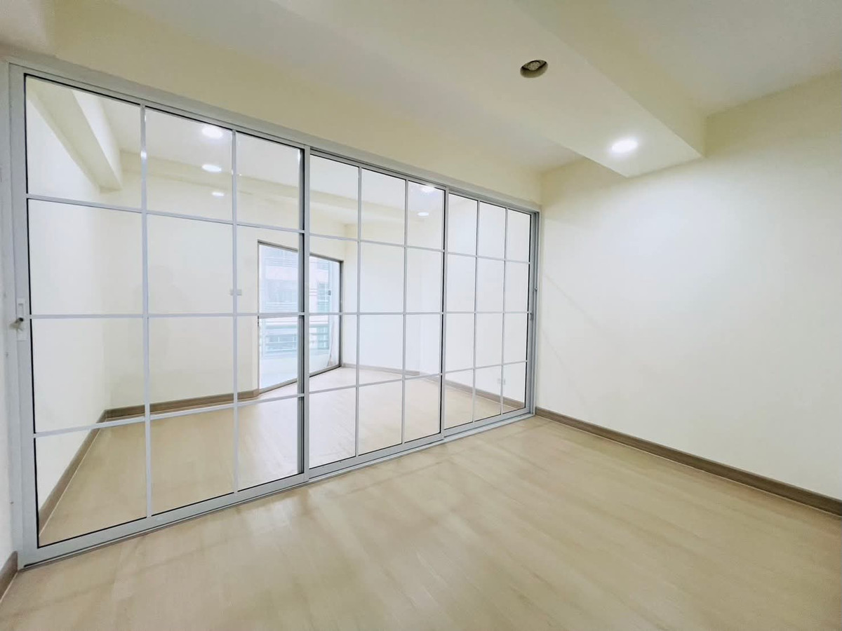 For SaleCondoPinklao, Charansanitwong : 🔥 Booking cancelled! This price is unbeatable! Rama 6 Mansion B, ready to transfer ownership! 🔥 MD-26086548