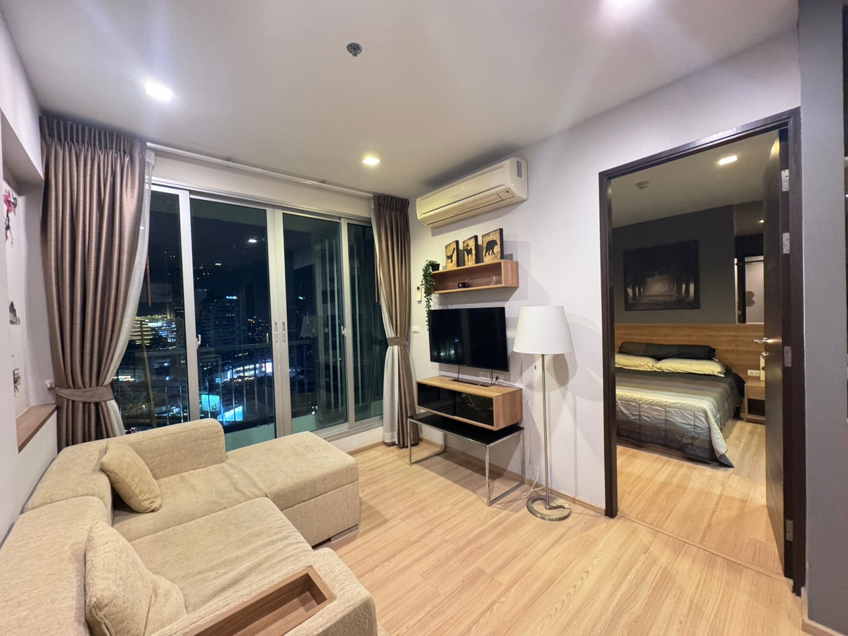 ให้เช่าคอนโดสาทร นราธิวาส : Rhythm Sathorn , ห้องว่างพร้อมให้เช่า, River view , ใกล้ bts สะพานตากสิน