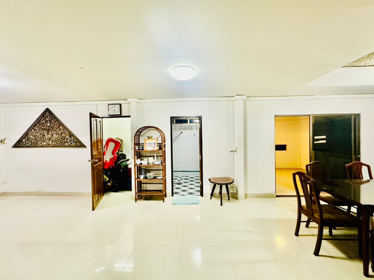 For SaleHousePathum Thani,Rangsit, Thammasat : Single house for sale, Garden Home Village, near Save Wanko Market, K.P.O. intersection, only 7 minutes.