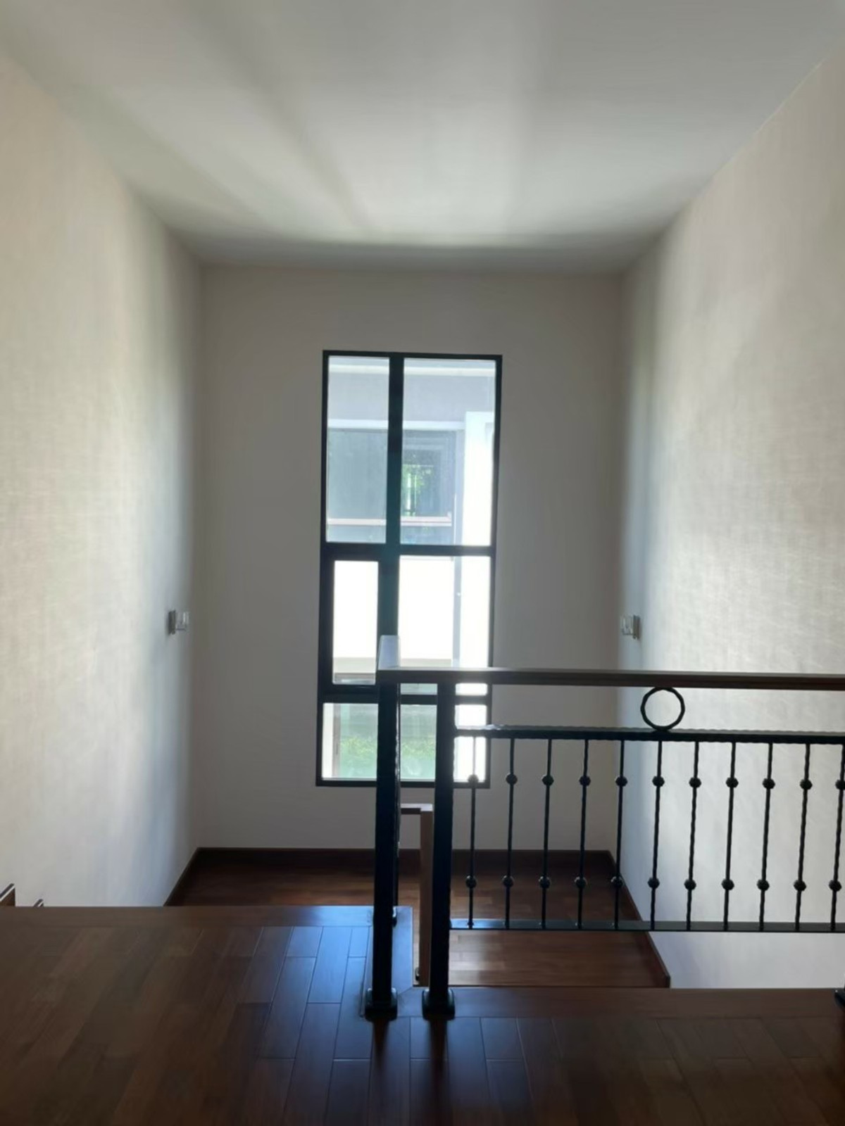 ขายบ้านปิ่นเกล้า จรัญสนิทวงศ์ : เจ้าของขายเอง งดรับนายหน้า ขายบ้านเดี่ยวโครงการเดอะซิตี้ปิ่นเกล้าบรม1* ซ.บรมราชชนนี60 ขนาดที่ดิน105ตารางวา พื้นที่ใช้สอย380ตารางเมตร เพียง 🔥22.9 ล้าน เฟสที่ดีที่สุดในโครงการ ใกล้คลับเฮ้าส์ ติดสวนขนาดใหญ่ของหมู่บ้าน เลขที่มงคล 9/5 พร้อมเข้าอยู่ 0954935293