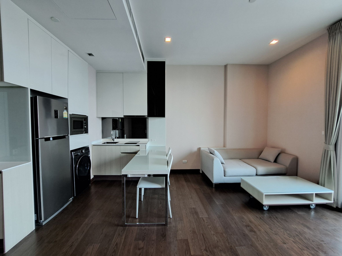 ให้เช่าคอนโดพระราม 9 เพชรบุรีตัดใหม่ RCA : 🔥 Hot Deal 1 bedroom for rent at Q Asoke next to MRT Phetchaburi 🔥