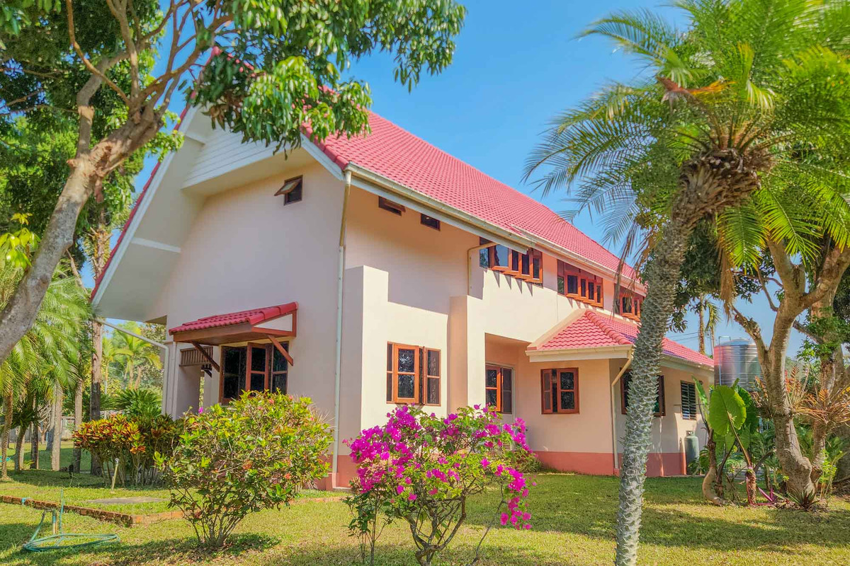 ขายบ้านเชียงใหม่ : บ้านพักส่วนตัววิวภูเขา พร้อมสวนลำไย 84 ต้น ใกล้สนามกอล์ฟ, เชียงใหม่