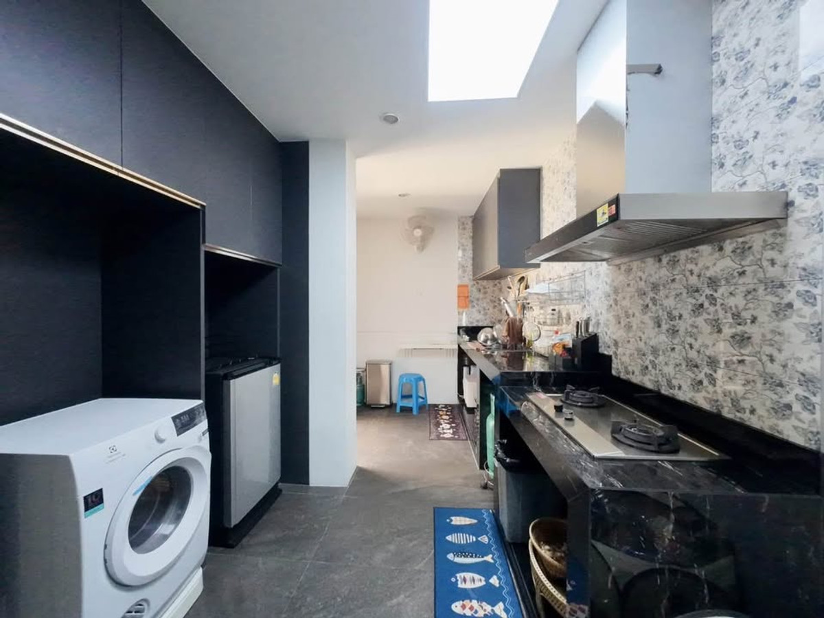 For SaleHouseSapankwai,Jatujak : Single house Inthamara 28 / 5 bedrooms (for sale), Single house Inthamara 28 / 5 Bedrooms (FOR SALE) TPM323