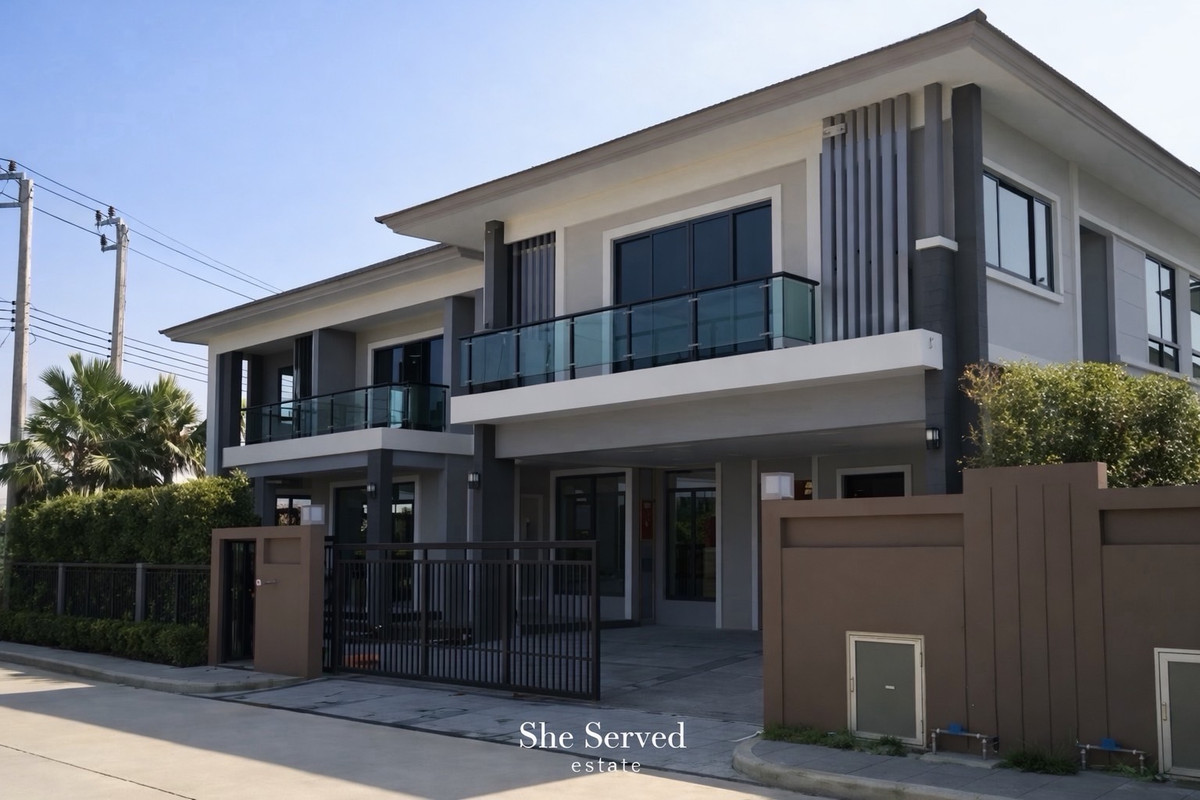 For SaleHousePattanakan, Srinakarin : ◈The Palm Pattanakarn◈6 bedrooms, 5 bathrooms • Land area: 110 sq.wah • Usable area: 540 sq.m. • Parking: 3 cars