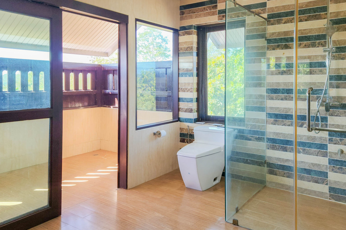 ขายบ้านเชียงใหม่ : บ้านสวนส่วนตัวหลังใหญ่ พร้อมสระว่ายน้ำ บรรยากาศเงียบสงบ