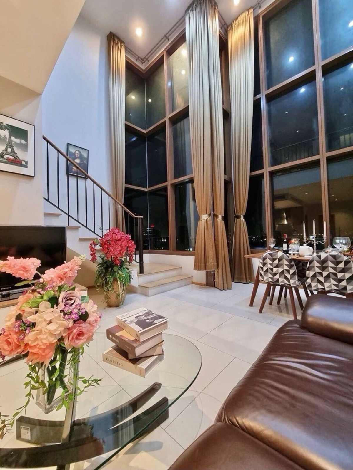 ให้เช่าคอนโดสุขุมวิท อโศก ทองหล่อ : ให้เช่า The Emporio Place ☎️ 0912322009