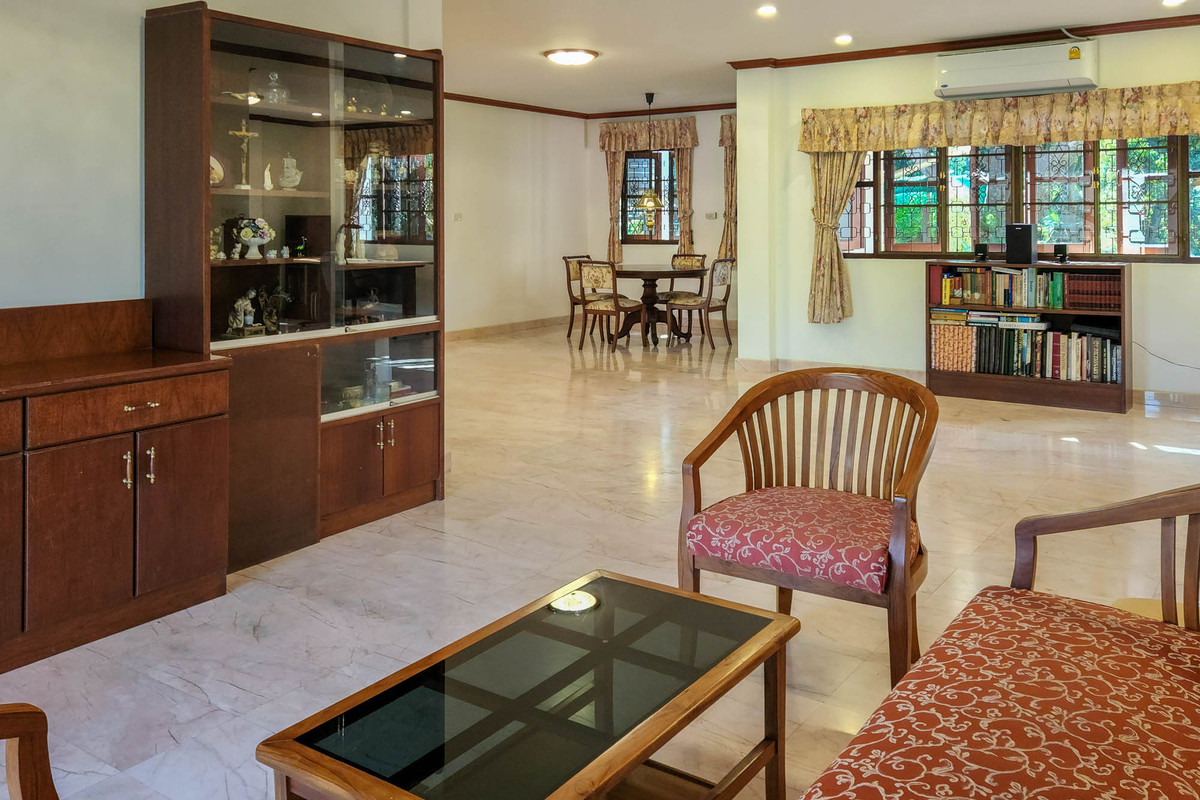 ขายบ้านเชียงใหม่ : บ้านพักส่วนตัววิวภูเขา พร้อมสวนลำไย 84 ต้น ใกล้สนามกอล์ฟ, เชียงใหม่