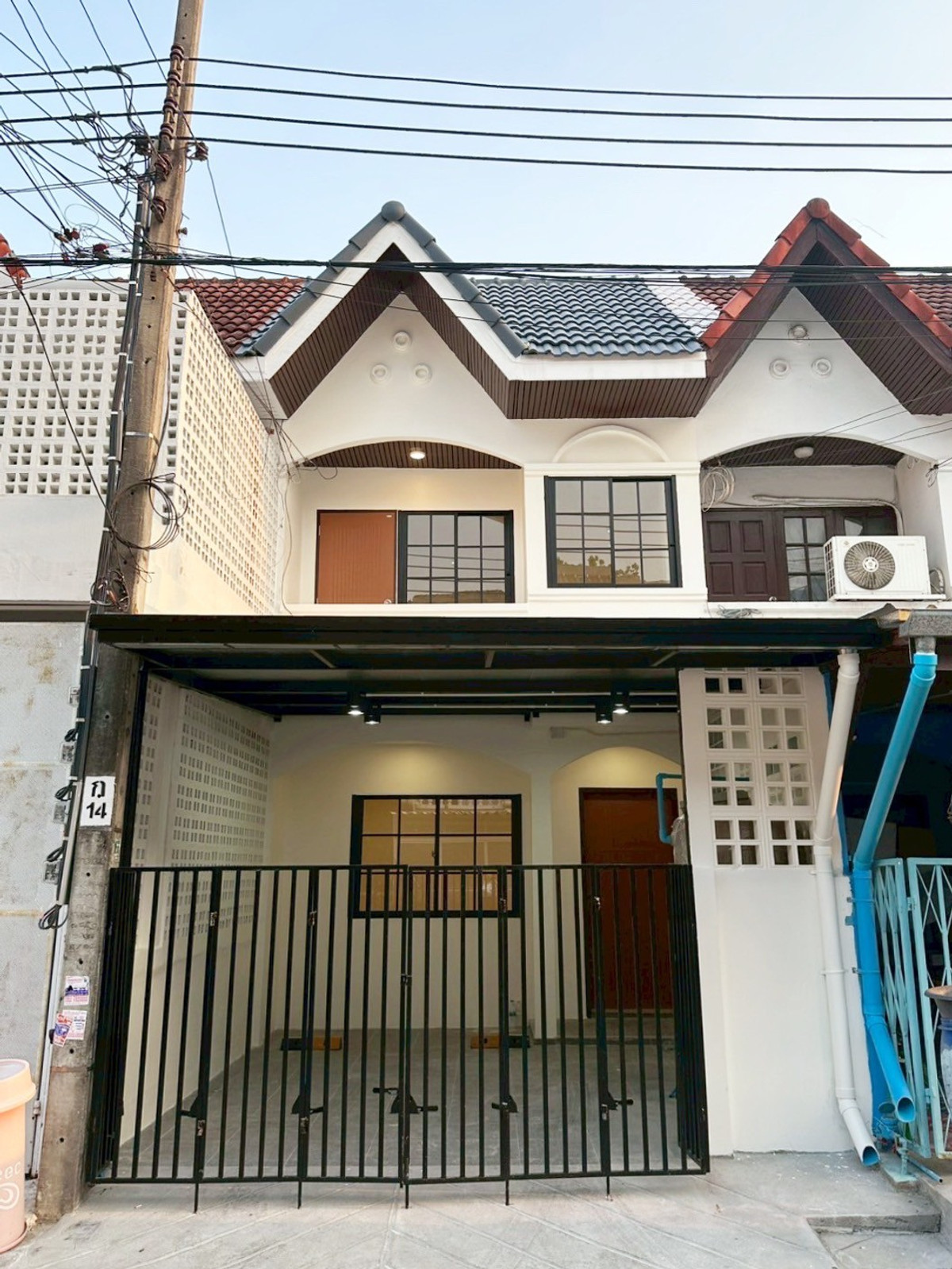 For SaleTownhomeOnnut, Udomsuk : CS044 🏘️ Townhouse for sale in a great location, close to amenities and with convenient transportation. 🚗