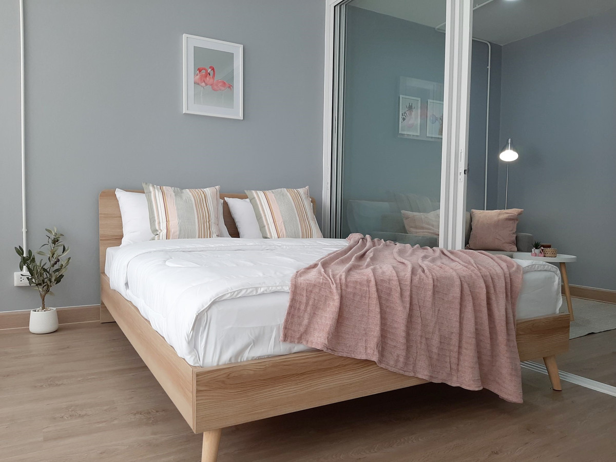 For SaleCondoSeri Thai, Ramkhamhaeng Nida : Santisuk Condo for sale, beautiful room, 9th floor, open view, near MRT Lam Sali.