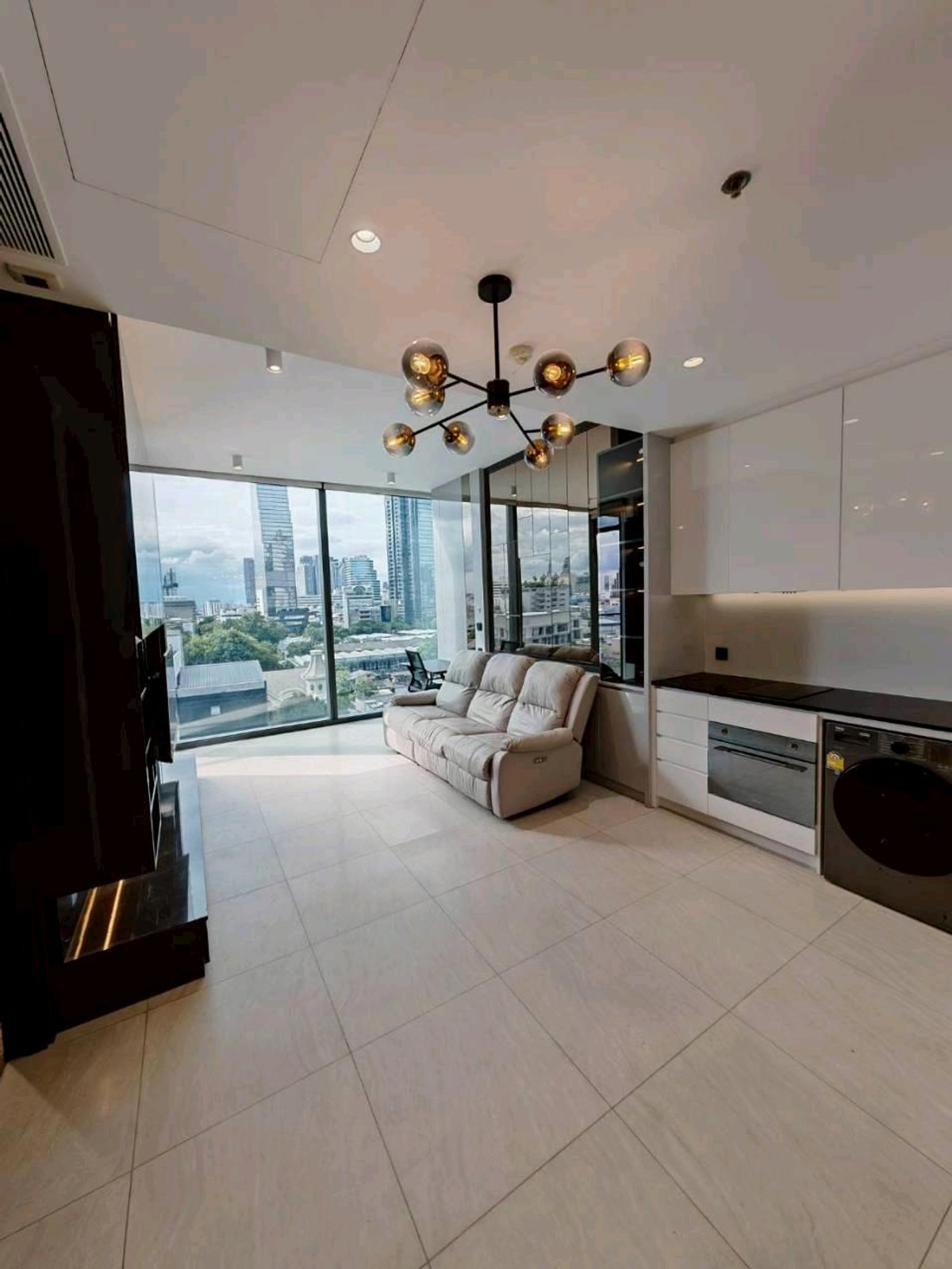 For RentCondoSathorn, Narathiwat : Condo for rent near BTS St. Louis | Tait Sathorn 12 | Potential location in the heart of Sathorn | Pets allowed (Pet Friendly) 🐶