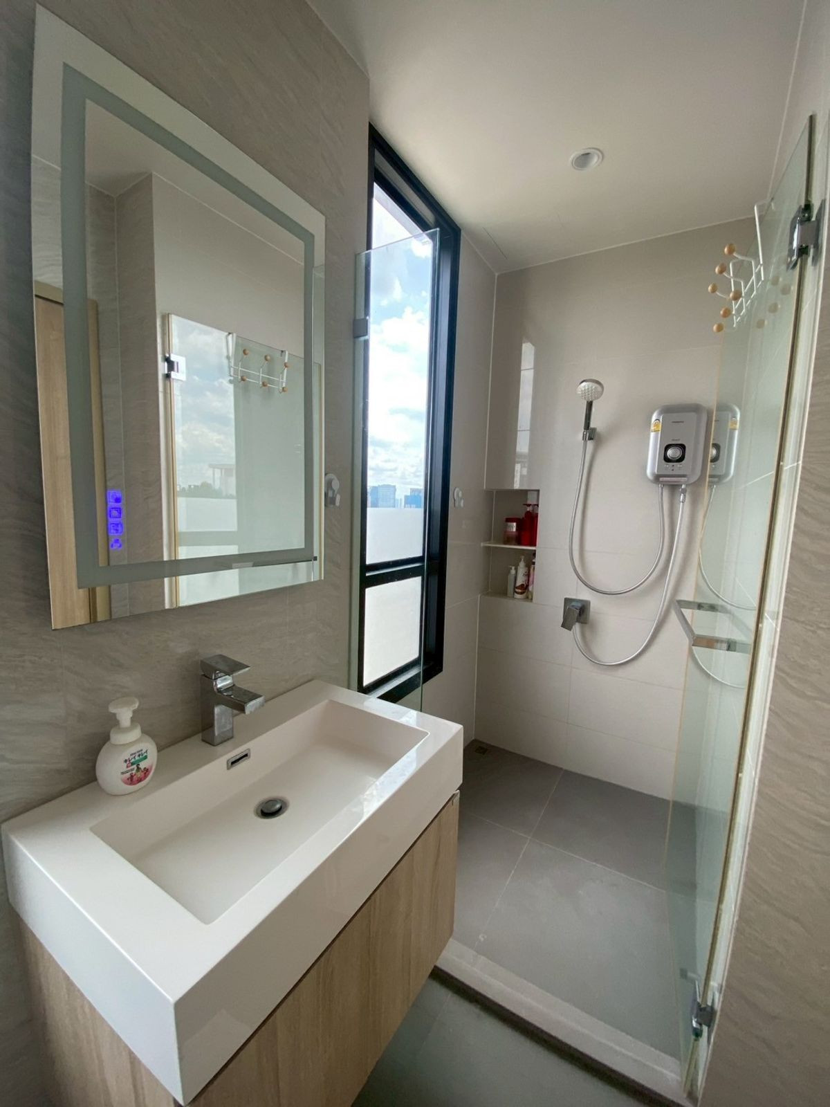 For SaleCondoLadprao, Central Ladprao : Urgent Sale 🔥 MARU LADPRAO 15 🔥 Pet Friendly 2 Bedroom Apartment, Fully Furnished and Equipped with Appliances.