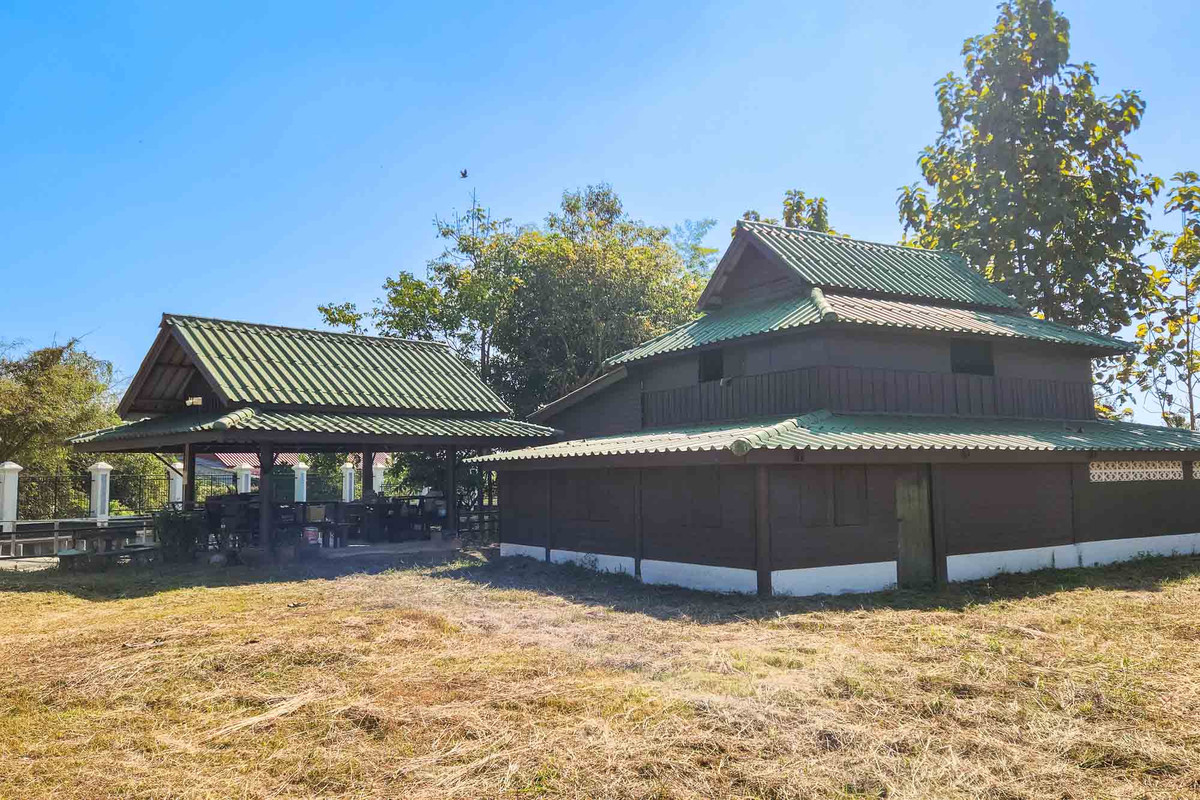 ขายบ้านเชียงใหม่ : บ้านสวนส่วนตัวหลังใหญ่ พร้อมสระว่ายน้ำ บรรยากาศเงียบสงบ