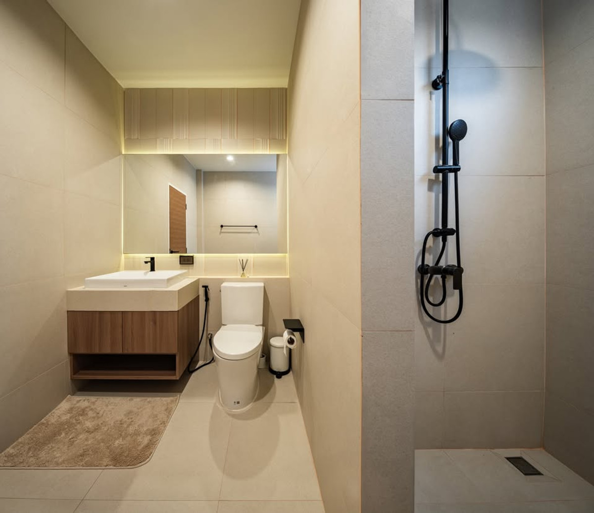 Chokchai 4, Ladprao 71, Ladprao 48, : Luxury pool villa for rent in Ladprao area, 300,000 THB/month, also available for sale at 30 million THB/month [MKh260203]