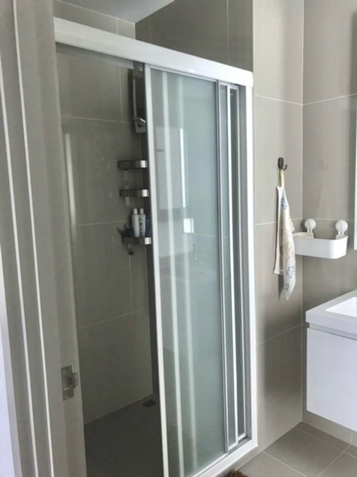 For RentCondoBang Sue, Wong Sawang, Tao Pun : 16,000 baht / month