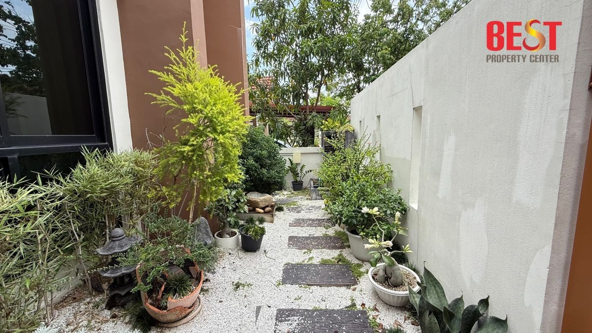 For SaleHousePathum Thani,Rangsit, Thammasat : Single house for sale Wang Thong River Park Rangsit, usable area 250 sq m, 5 bedrooms, 5 bathrooms, 5.5 million baht.