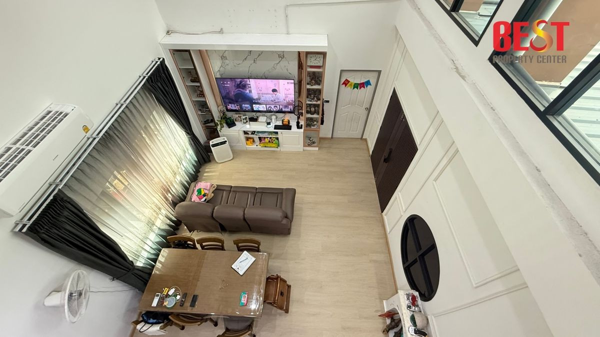 For SaleHousePathum Thani,Rangsit, Thammasat : Single house for sale Wang Thong River Park Rangsit, usable area 250 sq m, 5 bedrooms, 5 bathrooms, 5.5 million baht.