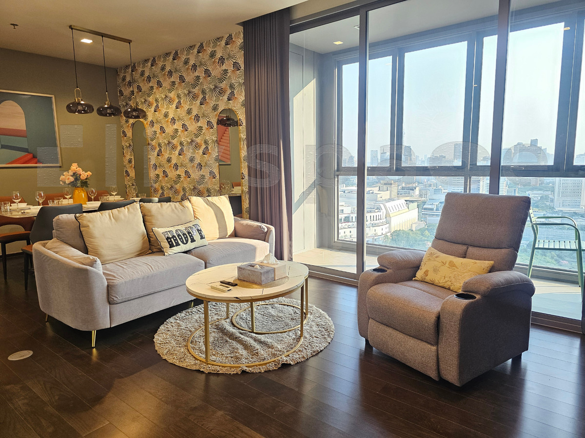 ให้เช่าคอนโดราชเทวี พญาไท : ▚ LG137ツ ให้เช่า: The Line Ratchathewi – 3 Bed 120 ตร.ม. 🏙️✨ Rare Unit! ห้องมุมชั้นสูง ครัวปิด สวยกริบ Master Bedroom วิวสวนโครงการ ราคาดีพร้อมอยู่