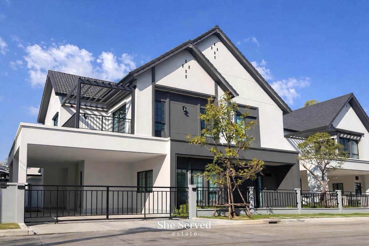 ให้เช่าบ้านบางนา แบริ่ง ลาซาล : ◈ Centro Bangna ◈ For Rent • Fully Furnished • Family Home ◈ Rent: 120,000 THB / Month • Usable area: 280 sq.m. • 4 Bedrooms • 5 Bathrooms