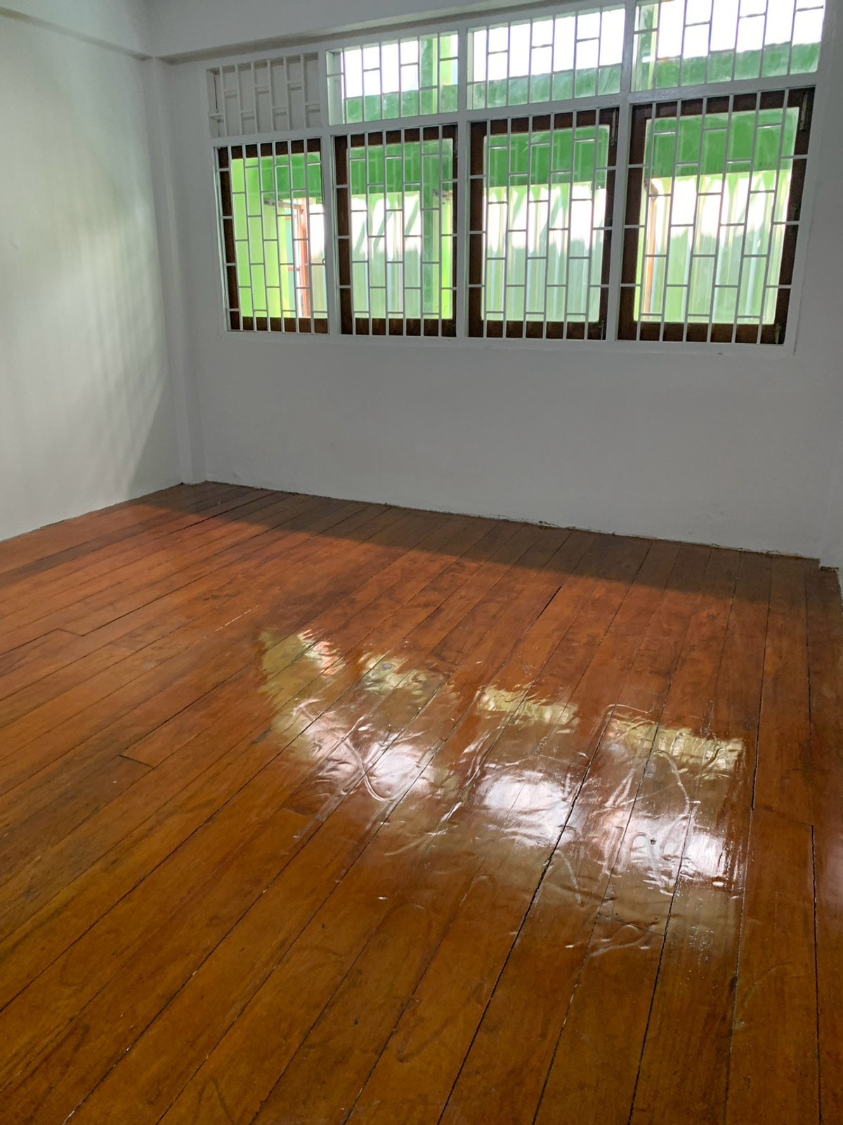 For RentShop HousePattaya, Bangsaen, Chonburi : 2 commercial buildings, Assumption Intersection, Si Racha Dist, Chonburi / 2 - Storey (FOR SALE) YEAN109